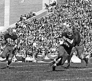 Red Grange in action